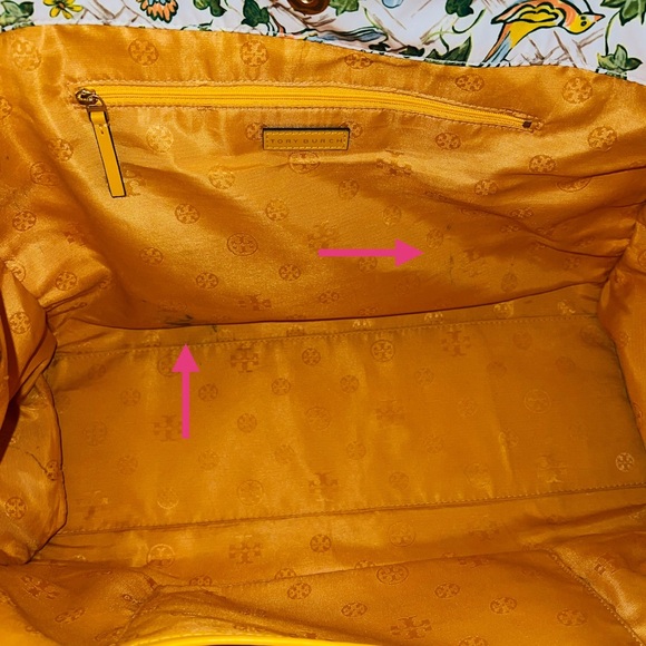 **SOLD**  Tory Burch Ella Nylon Large Tote - Picture 9 of 11